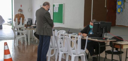 Saúde de Vinhedo antecipa vacinação de 37 a 39 anos e reabre agenda para 40 a 59 anos