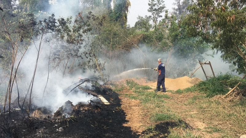 Três incêndios potencialmente perigosos atingem região da Capela