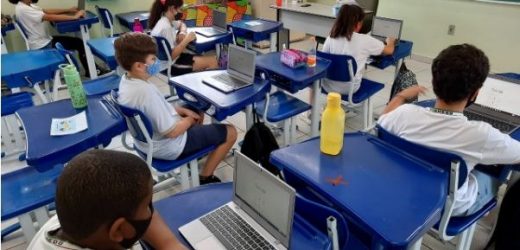 Secretaria de Educação de Vinhedo amplia uso de chromebooks na rede municipal